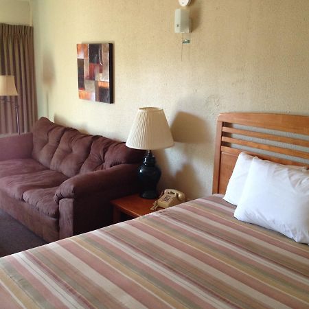 Dinner Bell Motel 邓内伦 外观 照片
